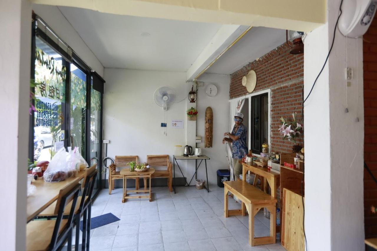 Banana Hostel Donmuang Бангкок Екстер'єр фото